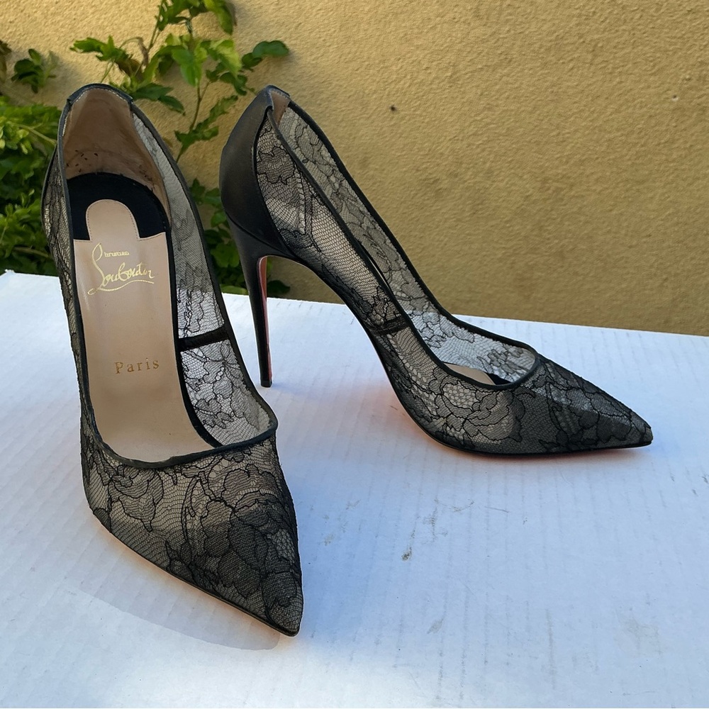 Christian Louboutin Pigalace 100 size 41